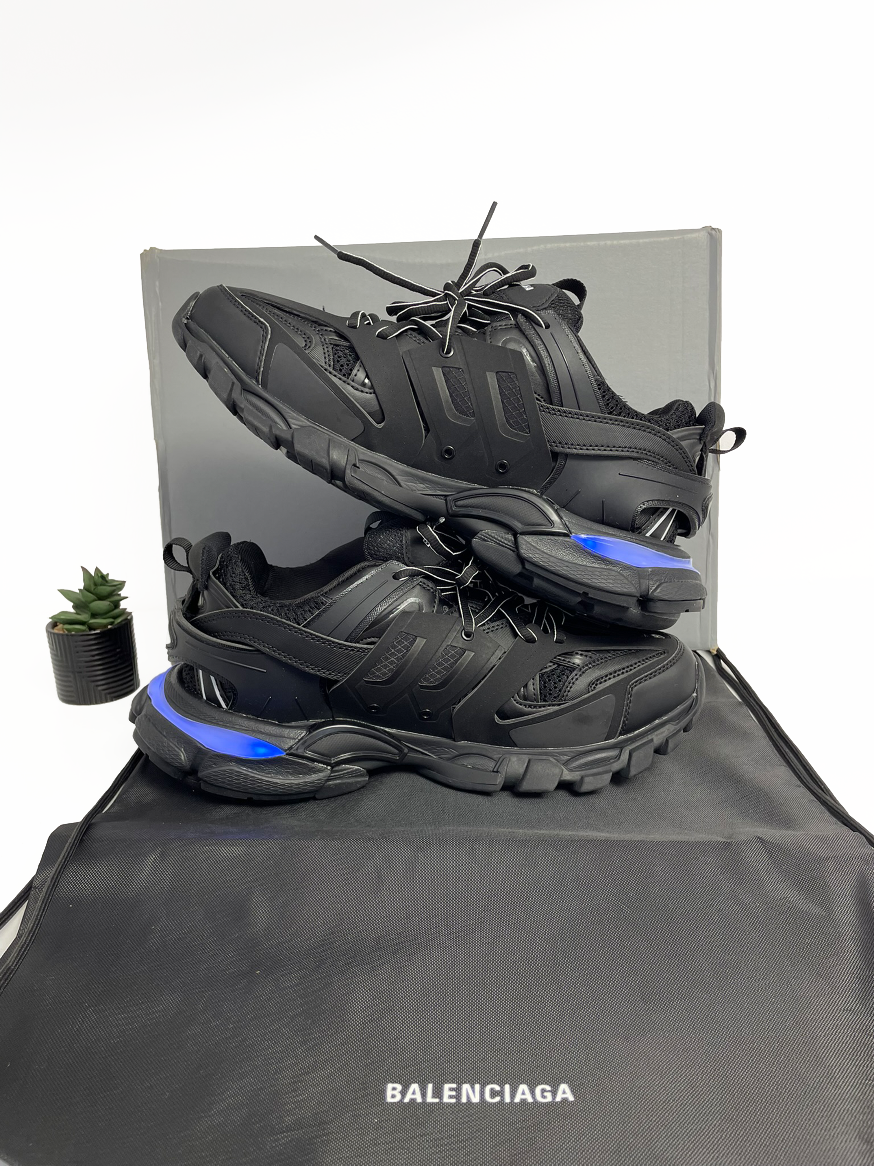Balenciaga Track  Sneakers in Black - Luxury Streetwear Footwear | SNKRSWC