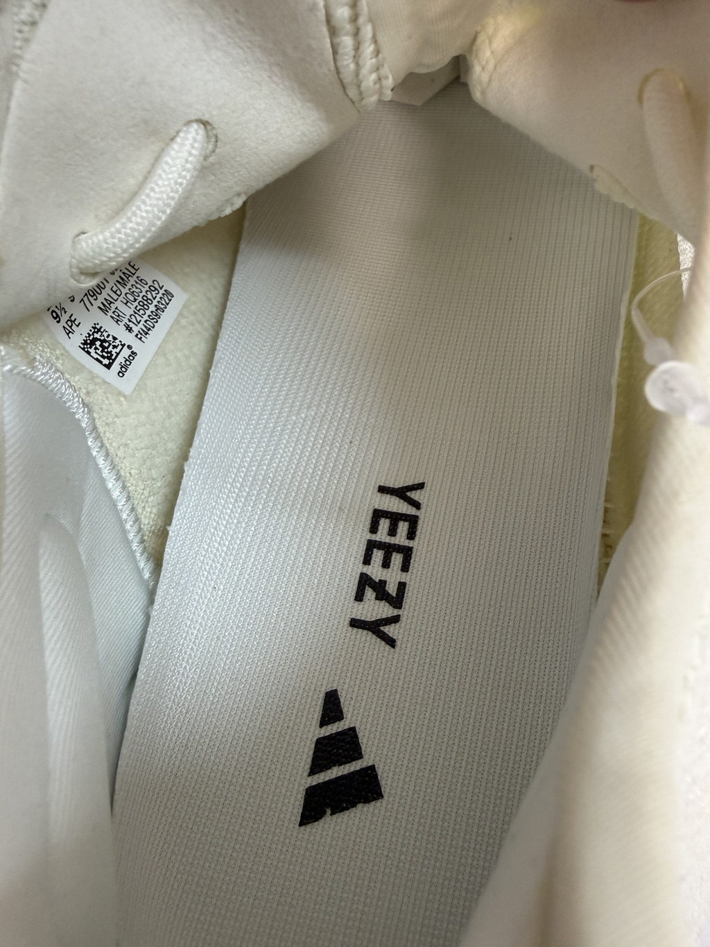 Yeezy 350V2 Bone White