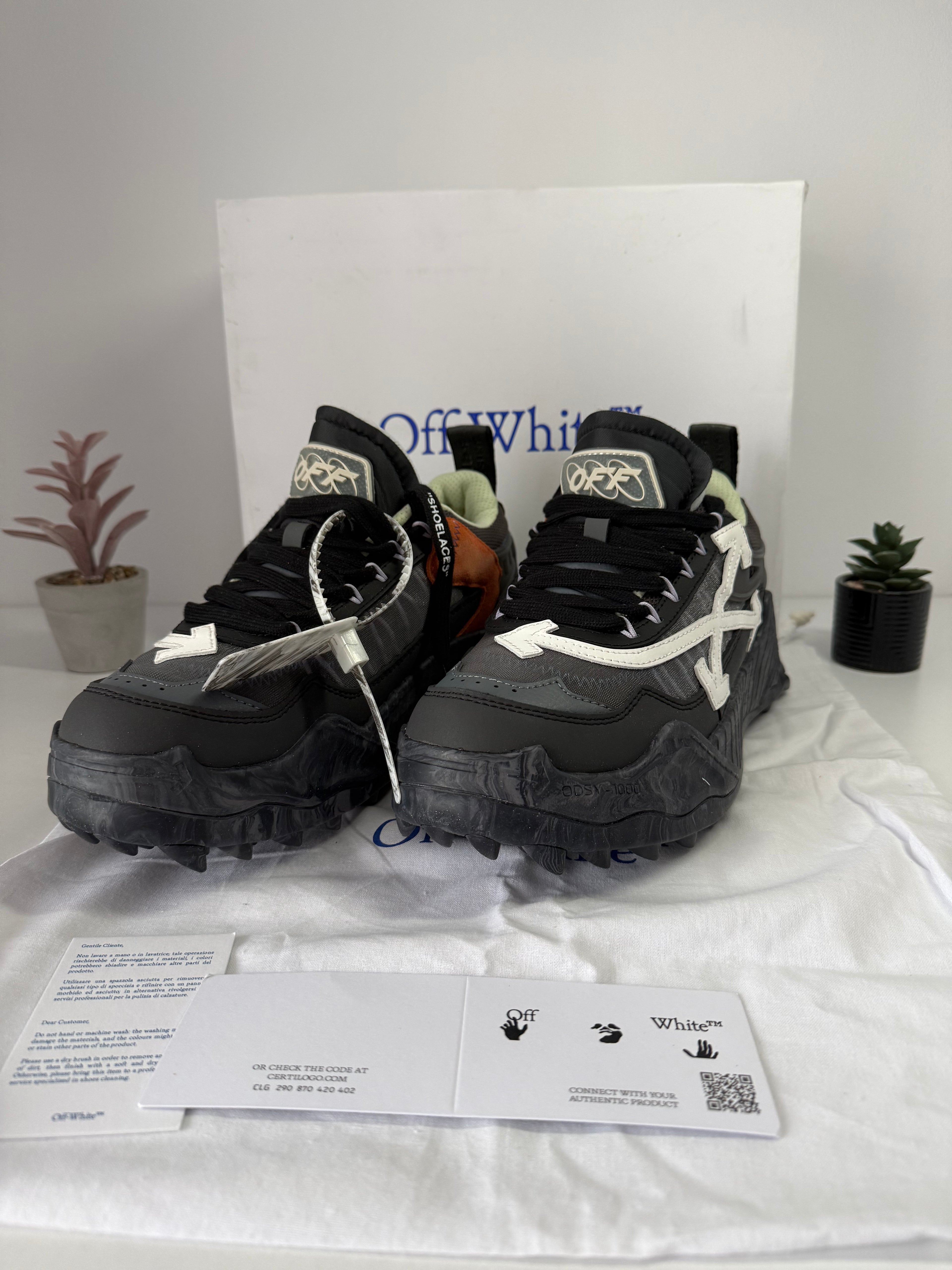 Off White Odsy-1000 Dark Grey