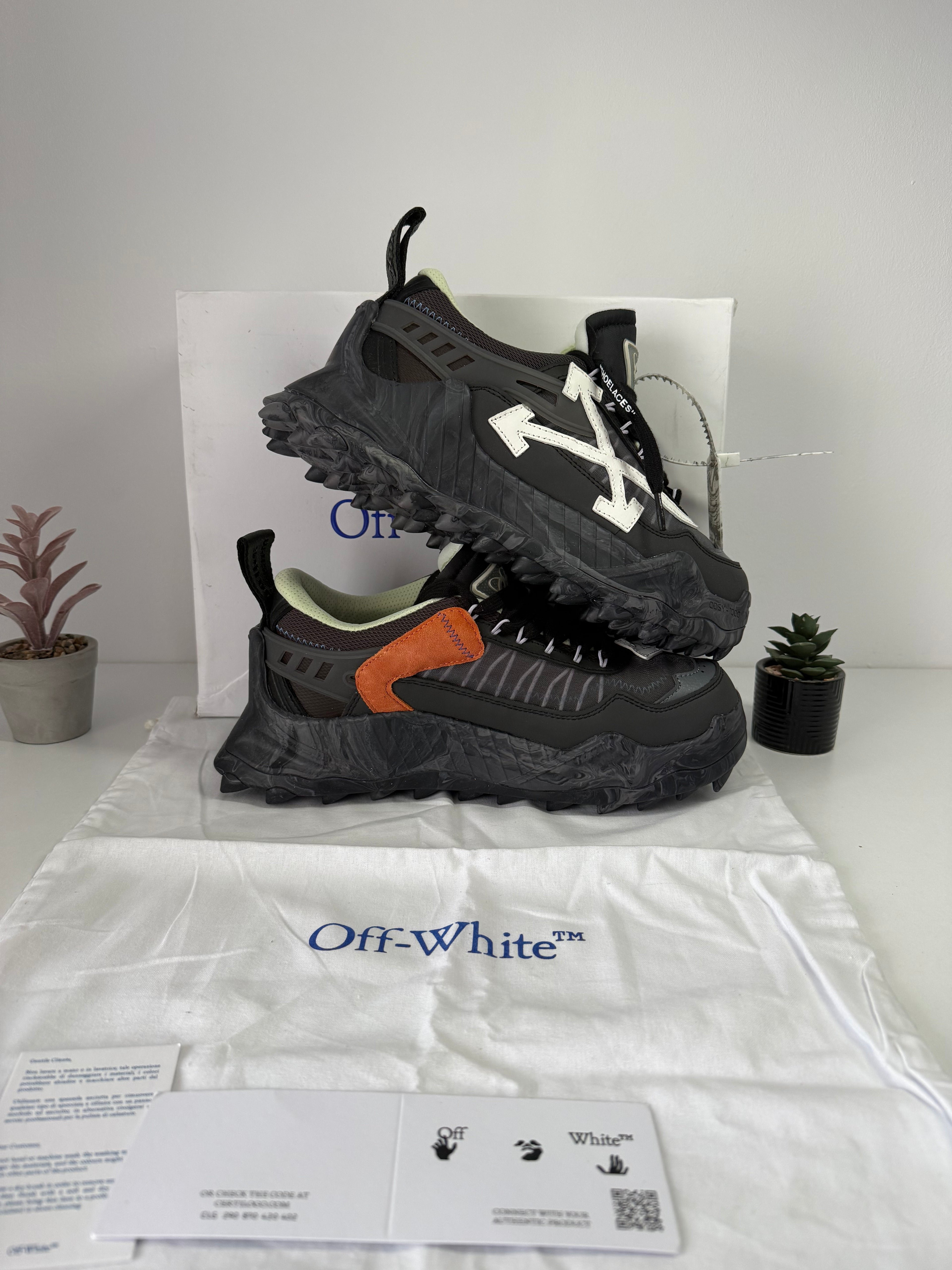 Off White Odsy-1000 Dark Grey