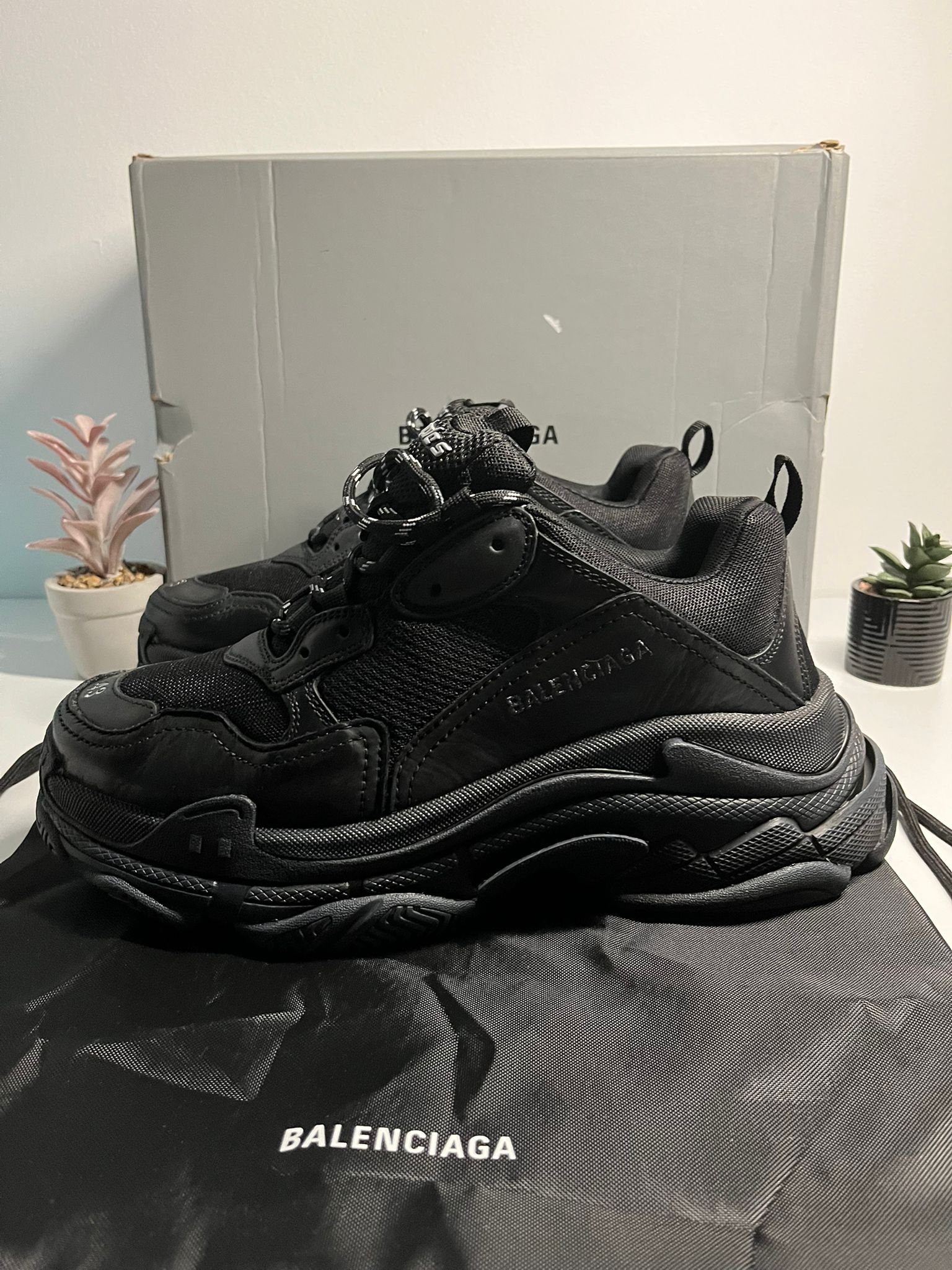 Balenciaga Triple S Negri