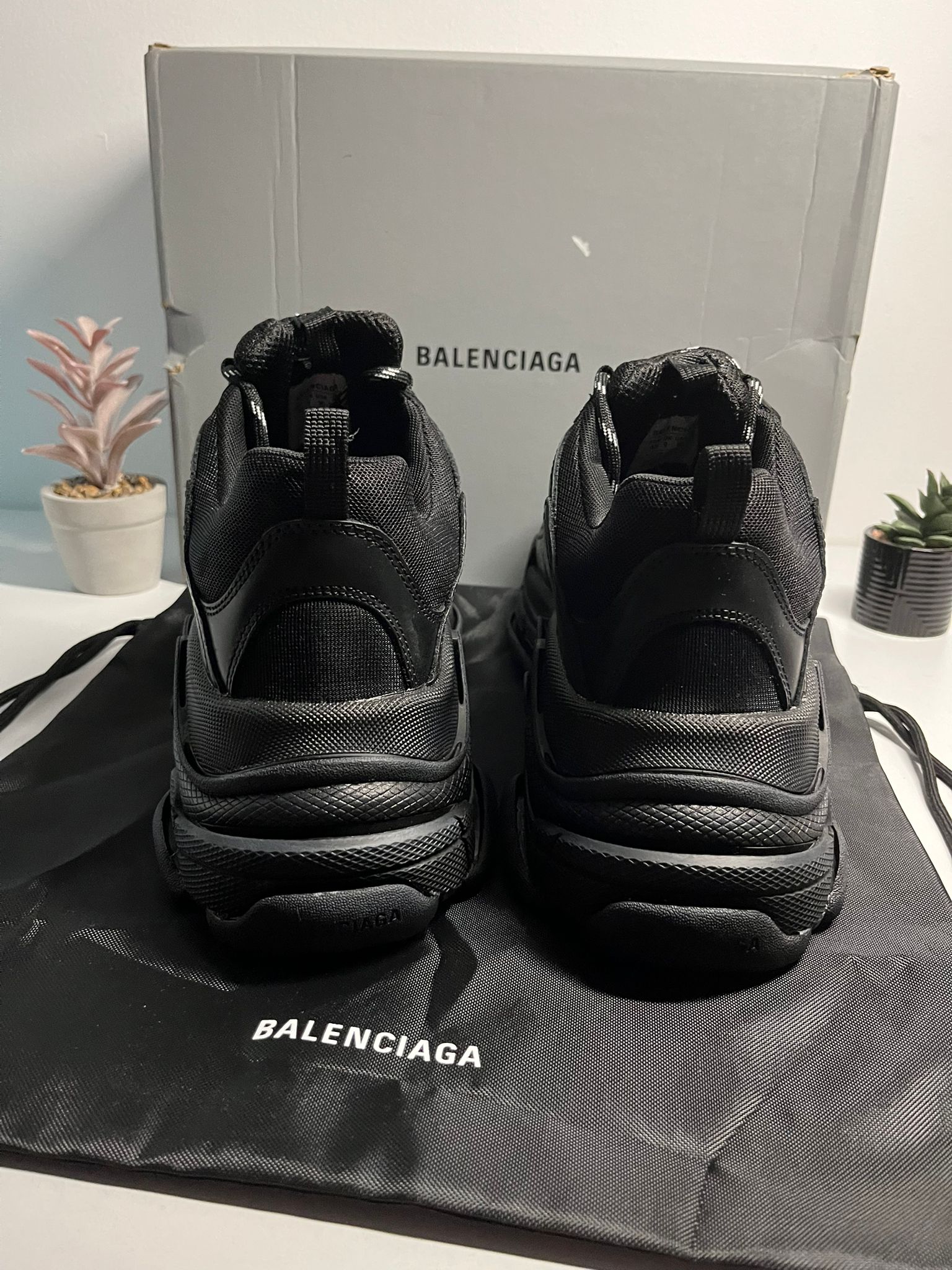 Balenciaga Triple S Negri