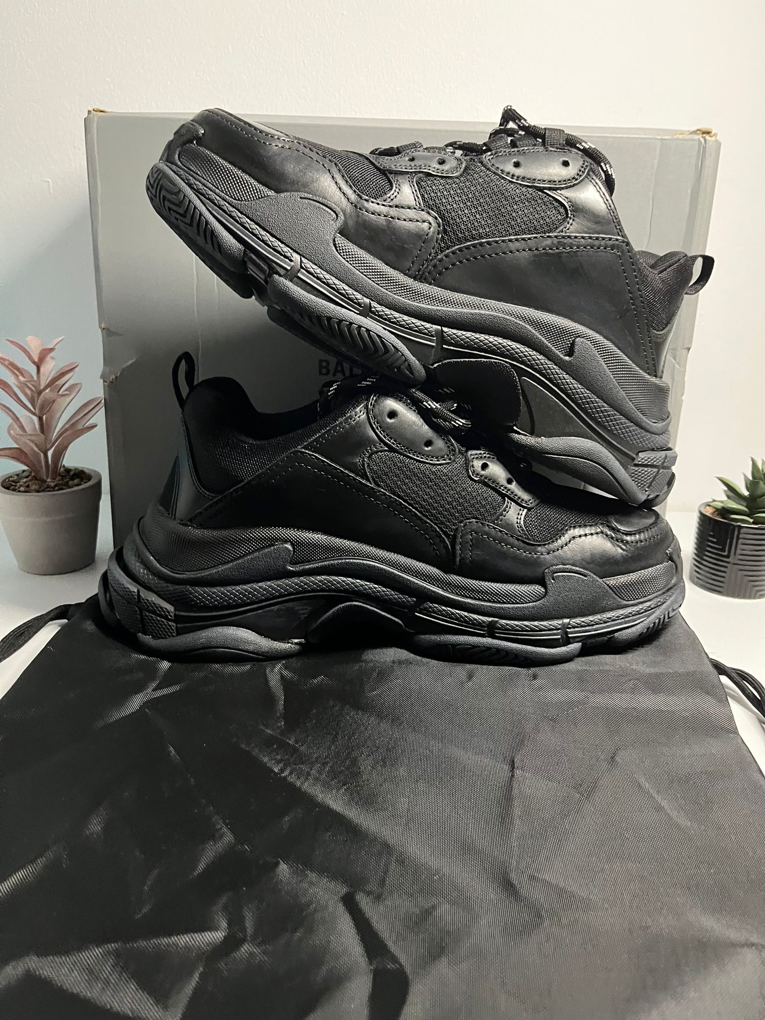 Balenciaga Triple S Negri
