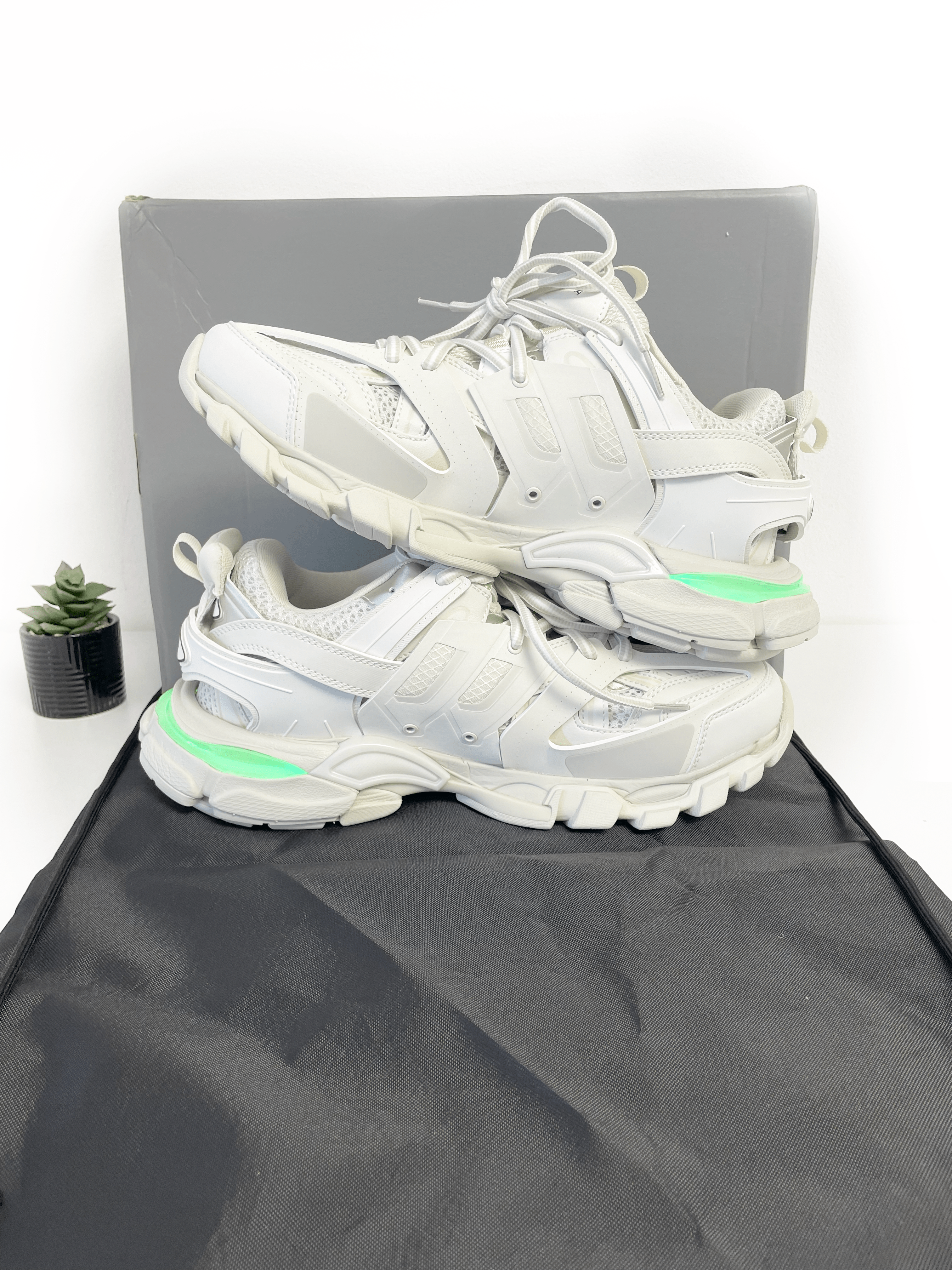 Balenciaga Track White Led